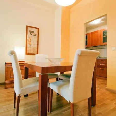 Apartamento Solar Town Hall Square
